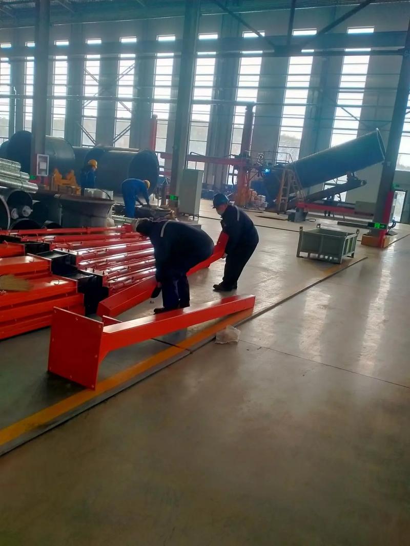 煙臺(tái)礦山機(jī)械客戶焊煙凈化設(shè)備安裝現(xiàn)場紀(jì)實(shí)